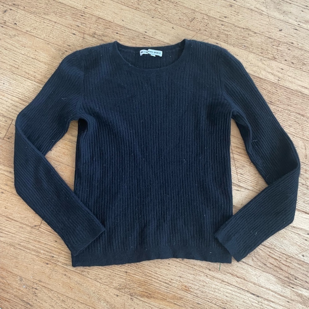 Women's Black 100% cashmere sweater